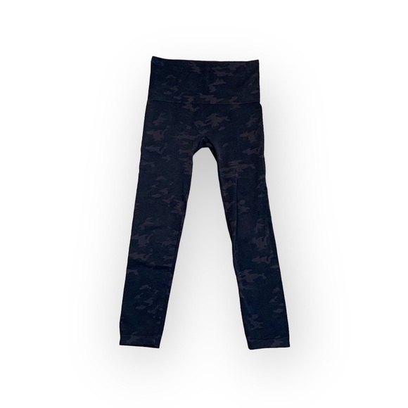 💰NWOT Bagatelle Collection High Rise Black Camo Leggings - Size L - Picture 3 of 7